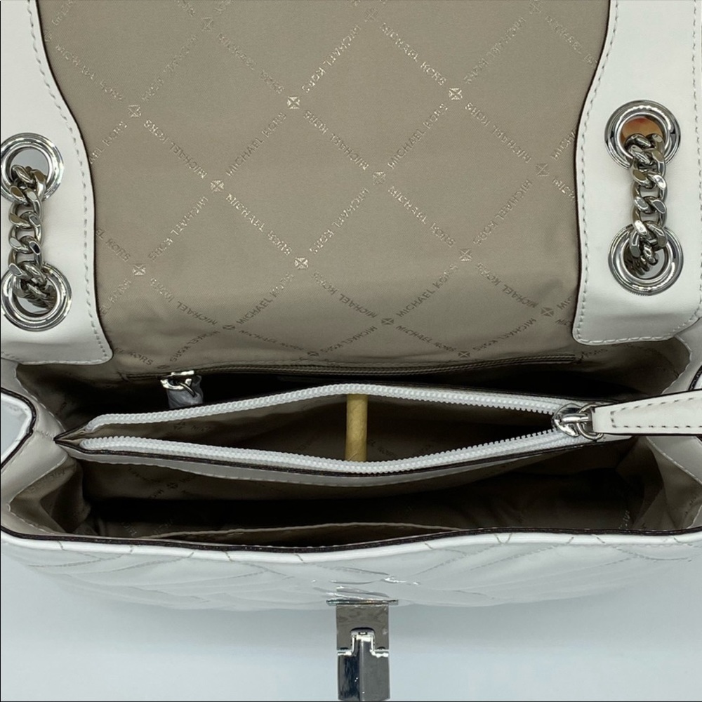 MICHAEL KORS PEYTON MEDIUM SHOULDER FLAP - Picture 13 of 15